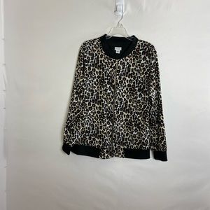 Jaclyn Smith sport top